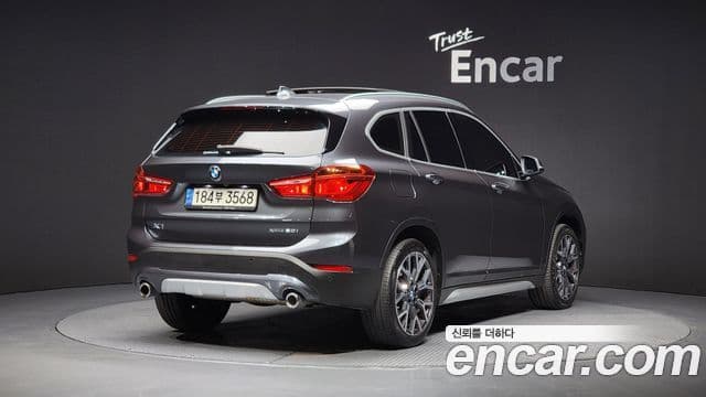 BMW X1 2022 — фото 2 из 20