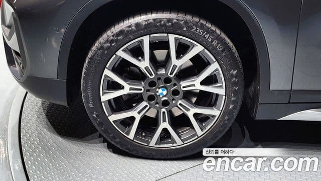 BMW X1 2022 — фото 5 из 20