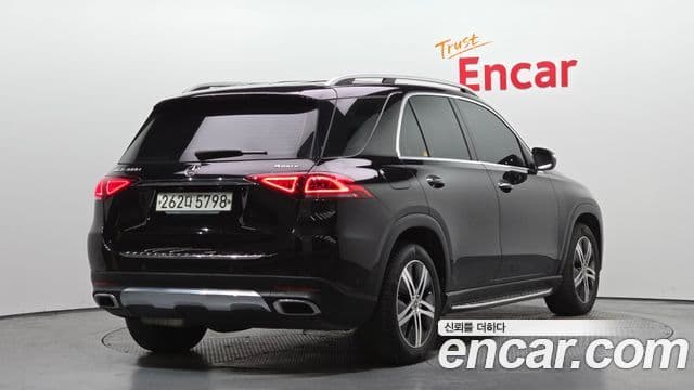 Mercedes-Benz GLE-Class 2019 — ფოტო 11/20