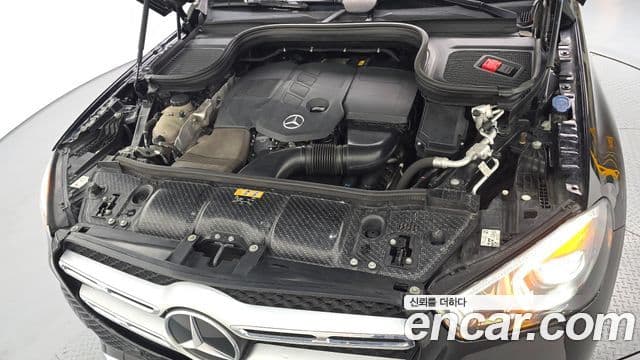 Mercedes-Benz GLE-Class 2019 — ფოტო 8/20