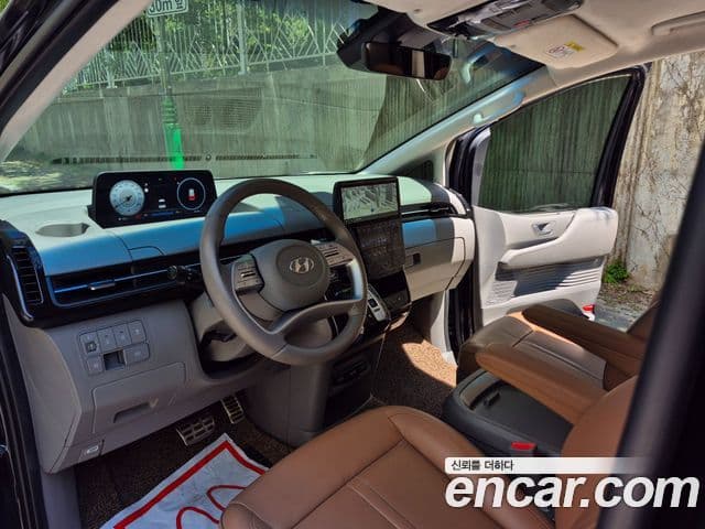Hyundai Staria 2024 — Фото 9/20