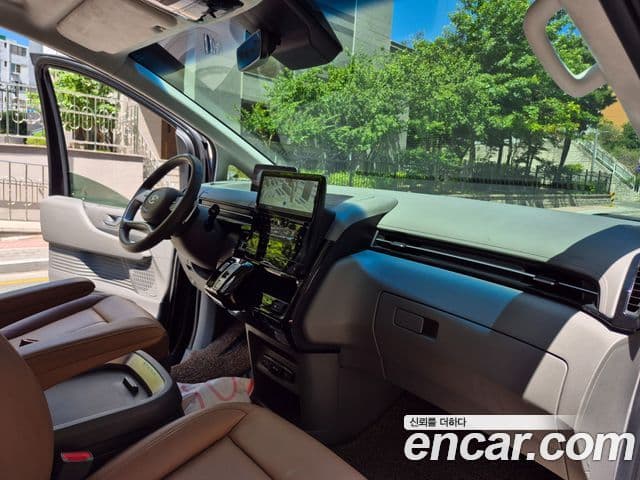 Hyundai Staria 2024 — Фото 13/20