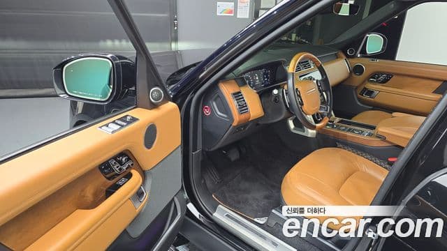 Land Rover Range Rover 2020 — Photo 17/20