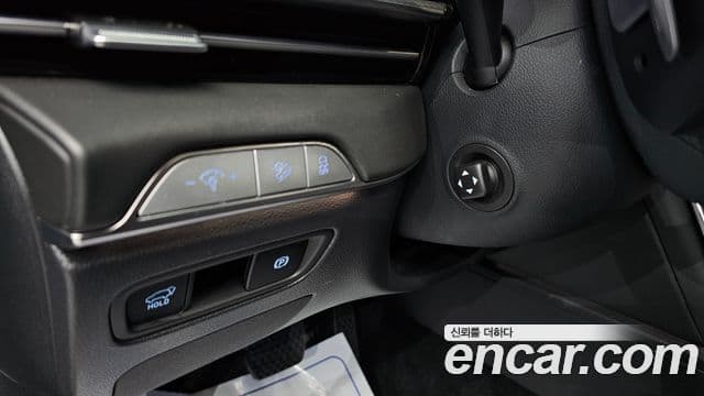 Genesis GV80 Coupe 2024 — ფოტო 13/20