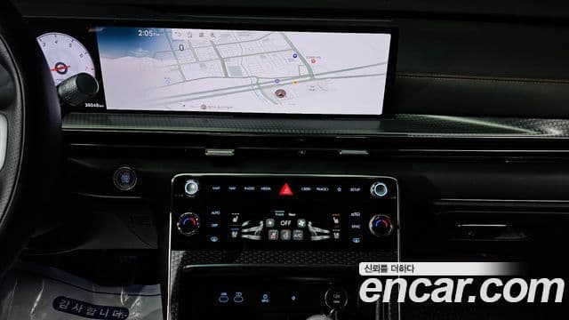 Genesis GV80 Coupe 2024 — фото 15 из 20