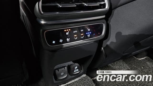 Genesis GV80 Coupe 2024 — ფოტო 19/20