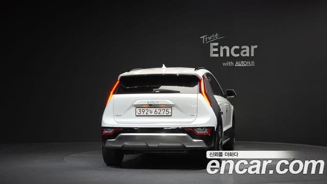 Kia Niro 2022 — фото 4 из 20