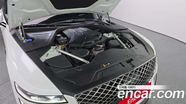 Genesis Electrified G80 2020 — фото 6 из 20