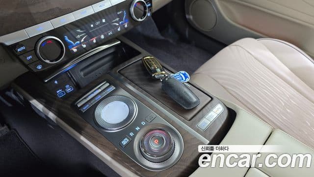 Genesis Electrified G80 2020 — фото 9 из 20