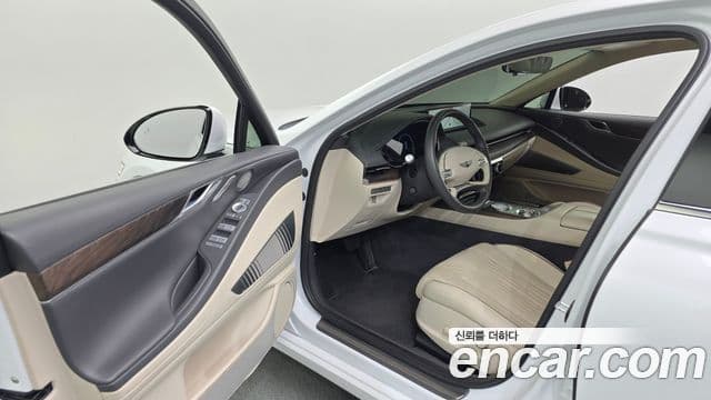 Genesis Electrified G80 2020 — Şəkil 10/20
