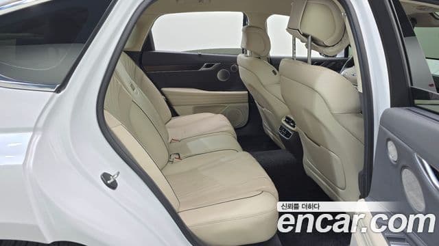 Genesis Electrified G80 2020 — Şəkil 12/20