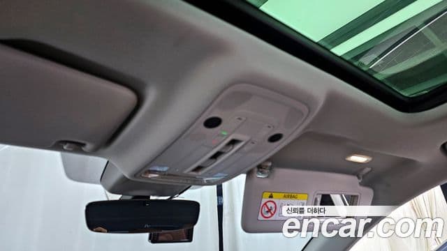 Audi Q3 2023 — ფოტო 18/20