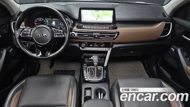 Kia Seltos 2021 — ფოტო 7/20