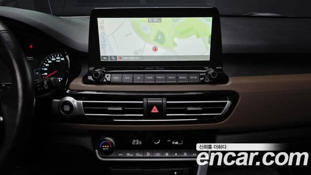Kia Seltos 2021 — ფოტო 14/20