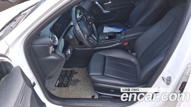 Mercedes-Benz A-Class 2022 — Şəkil 7/20