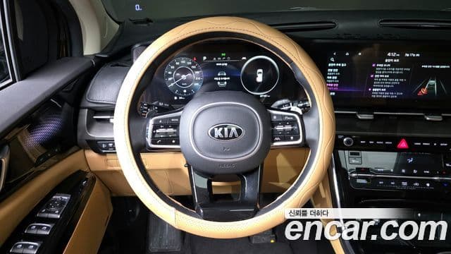 Kia Carnival 2021 — Şəkil 13/20