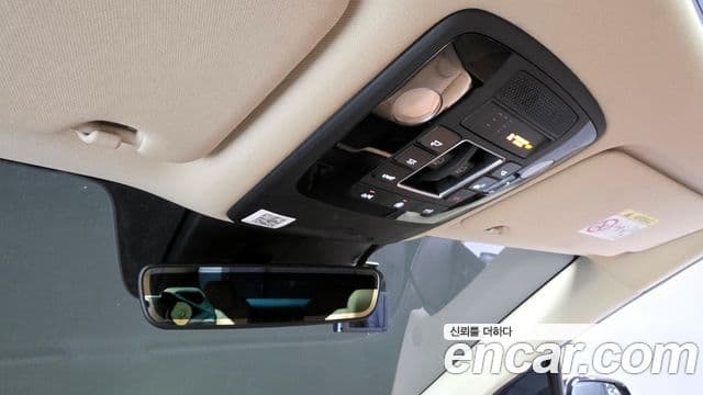 Kia Carnival 2021 — Şəkil 17/20