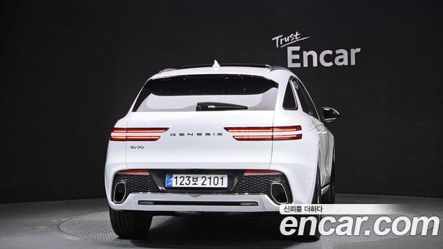 Genesis GV70 2022 — ფოტო 3/20