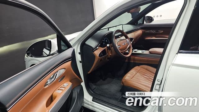 Genesis GV70 2022 — фото 11 из 20
