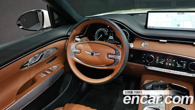 Genesis GV70 2022 — фото 13 из 20