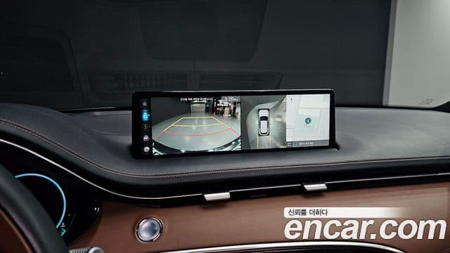 Genesis GV70 2022 — фото 16 из 20