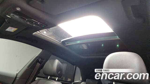 Audi Q8 2023 — Photo 18/20