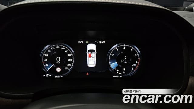 Volvo S90 2020 — ფოტო 8/20