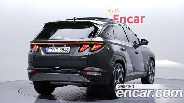 Hyundai Tucson Hybrid 2021 — ფოტო 19/20