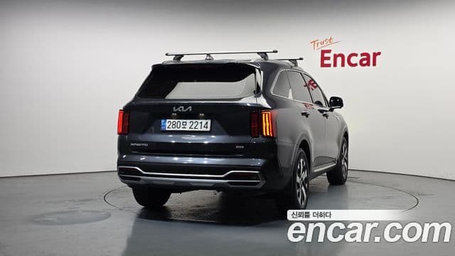Kia Sorento 2023 — Şəkil 3/20