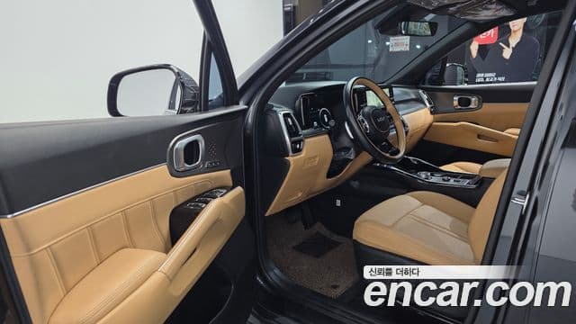 Kia Sorento 2023 — Şəkil 8/20