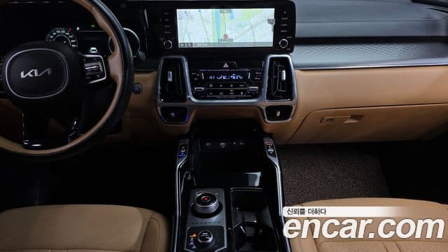 Kia Sorento 2023 — Şəkil 13/20