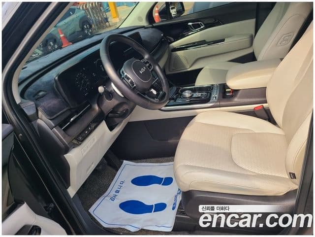 Kia Carnival 2022 — Фото 6/17