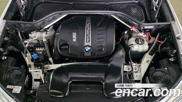 BMW X5 2018 — Photo 18/20