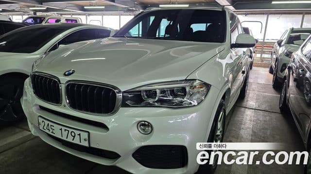 BMW X5 2018 — Photo 19/20