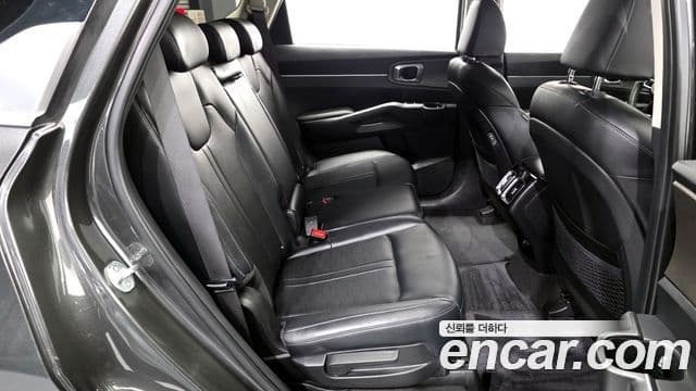 Kia Sorento 2023 — ფოტო 12/20