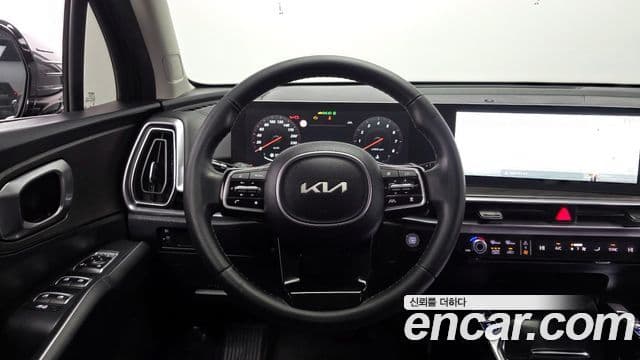 Kia Sorento 2023 — ფოტო 13/20