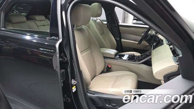 Land Rover Range Rover Velar 2019 — ფოტო 12/20