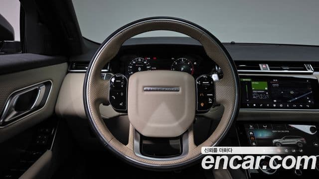 Land Rover Range Rover Velar 2019 — ფოტო 14/20