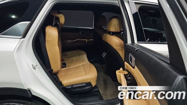Kia Sorento 2020 — ფოტო 5/20