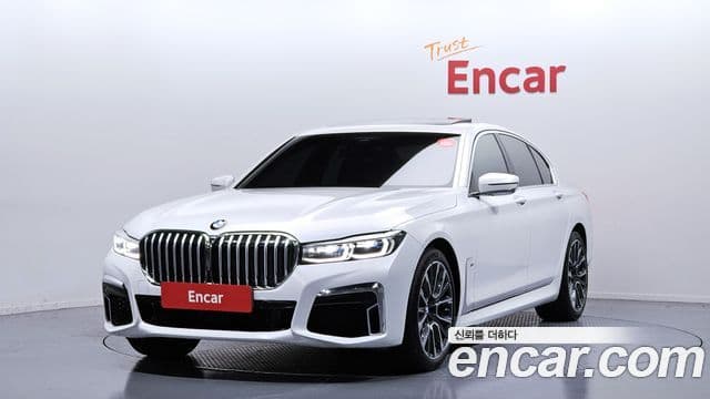 BMW 7 Series 2022 — Şəkil 1/20
