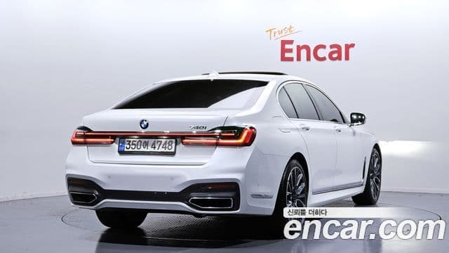 BMW 7 Series 2022 — Şəkil 2/20