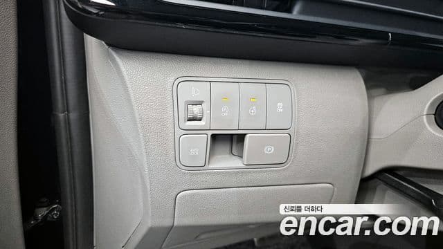 Hyundai Staria 2022 — Şəkil 16/20