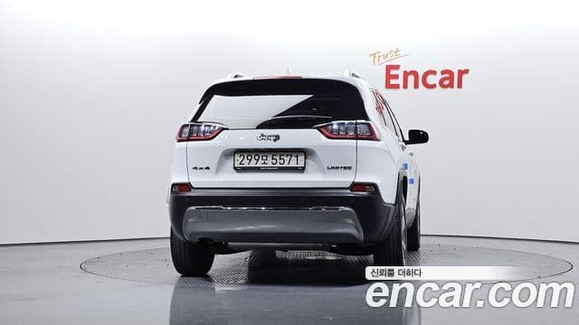 Jeep Cherokee 2020 — Şəkil 4/20