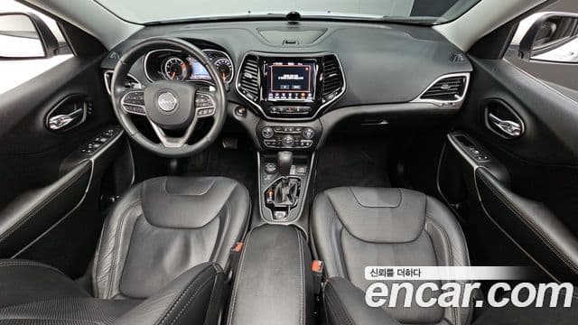 Jeep Cherokee 2020 — Şəkil 7/20