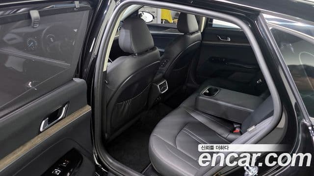 Kia K5 2022 — ფოტო 11/20