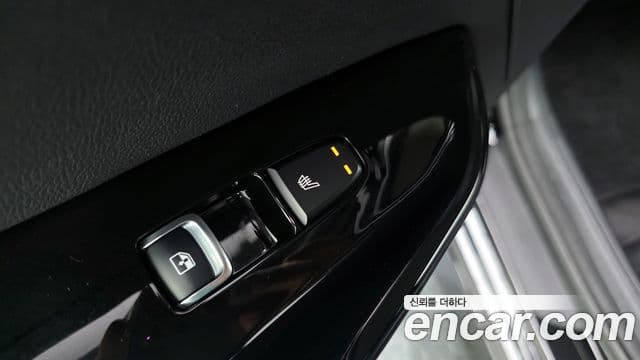 Kia K5 2022 — ფოტო 19/20