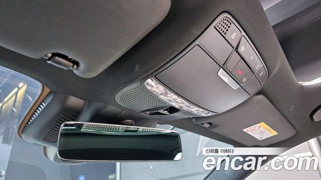 Mercedes-Benz E-Class 2023 — Фото 17/20