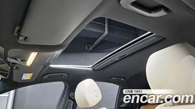 Mercedes-Benz E-Class 2023 — Фото 18/20