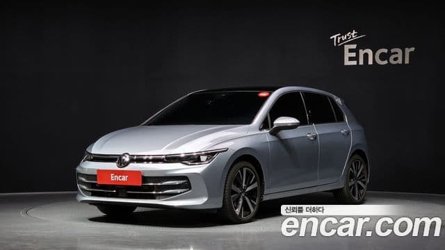 Volkswagen Golf 2025 — ფოტო 1/20