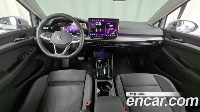 Volkswagen Golf 2025 — ფოტო 7/20